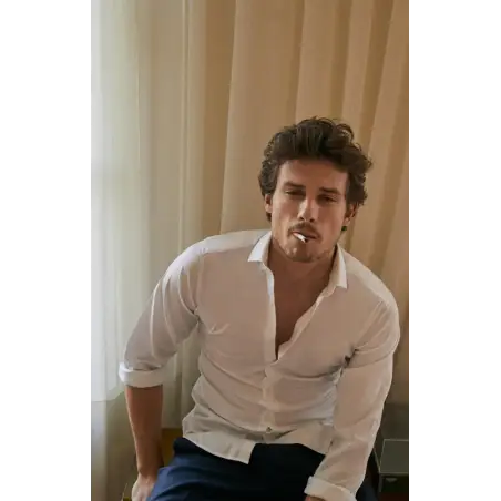 White thick oxford shirt 