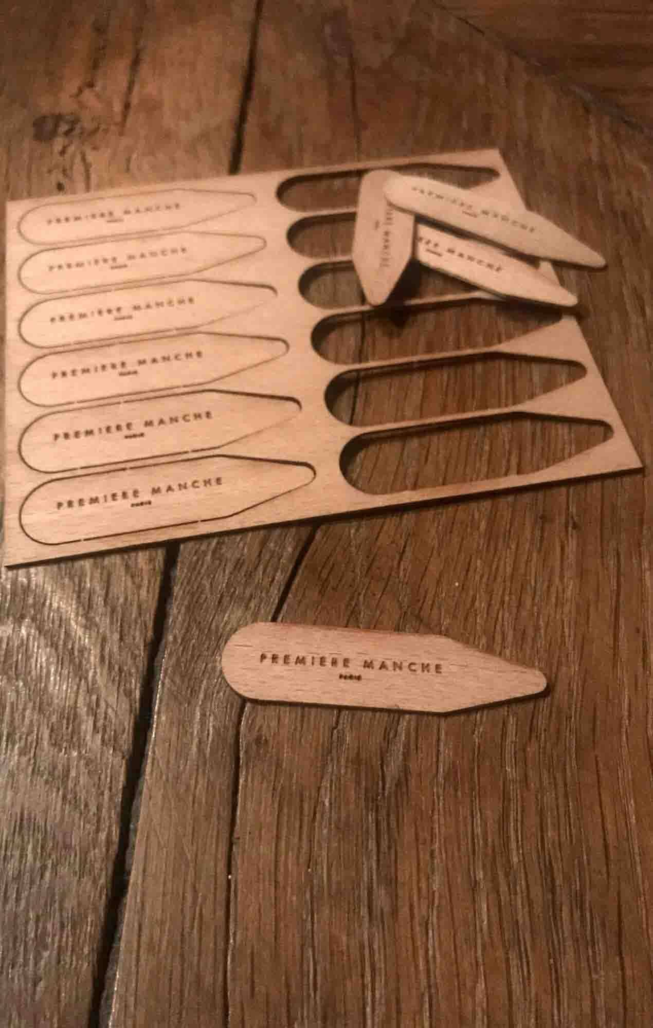Baleines de col en bois Home