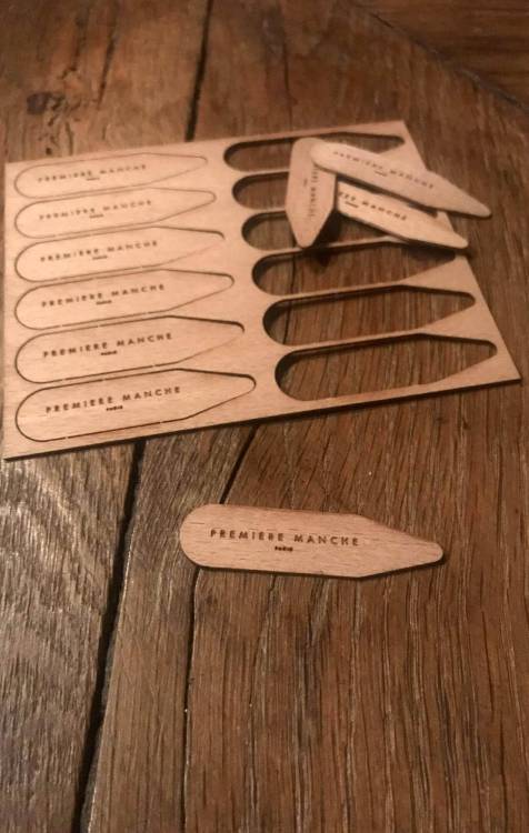 Wooden collarstays x 12