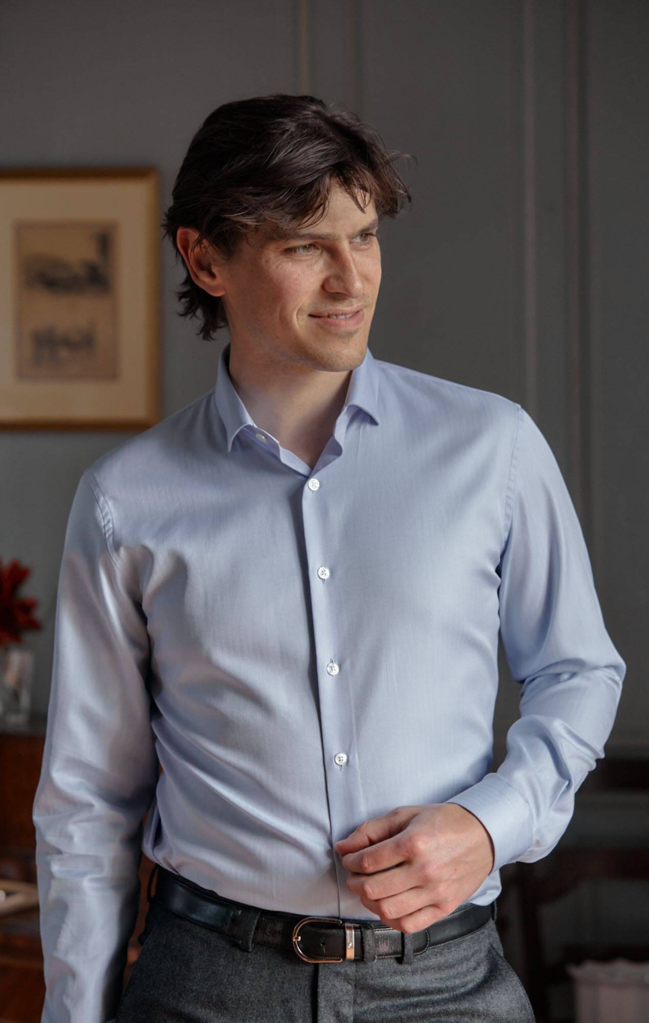 Chemise homme formelle bleue à petits chevrons