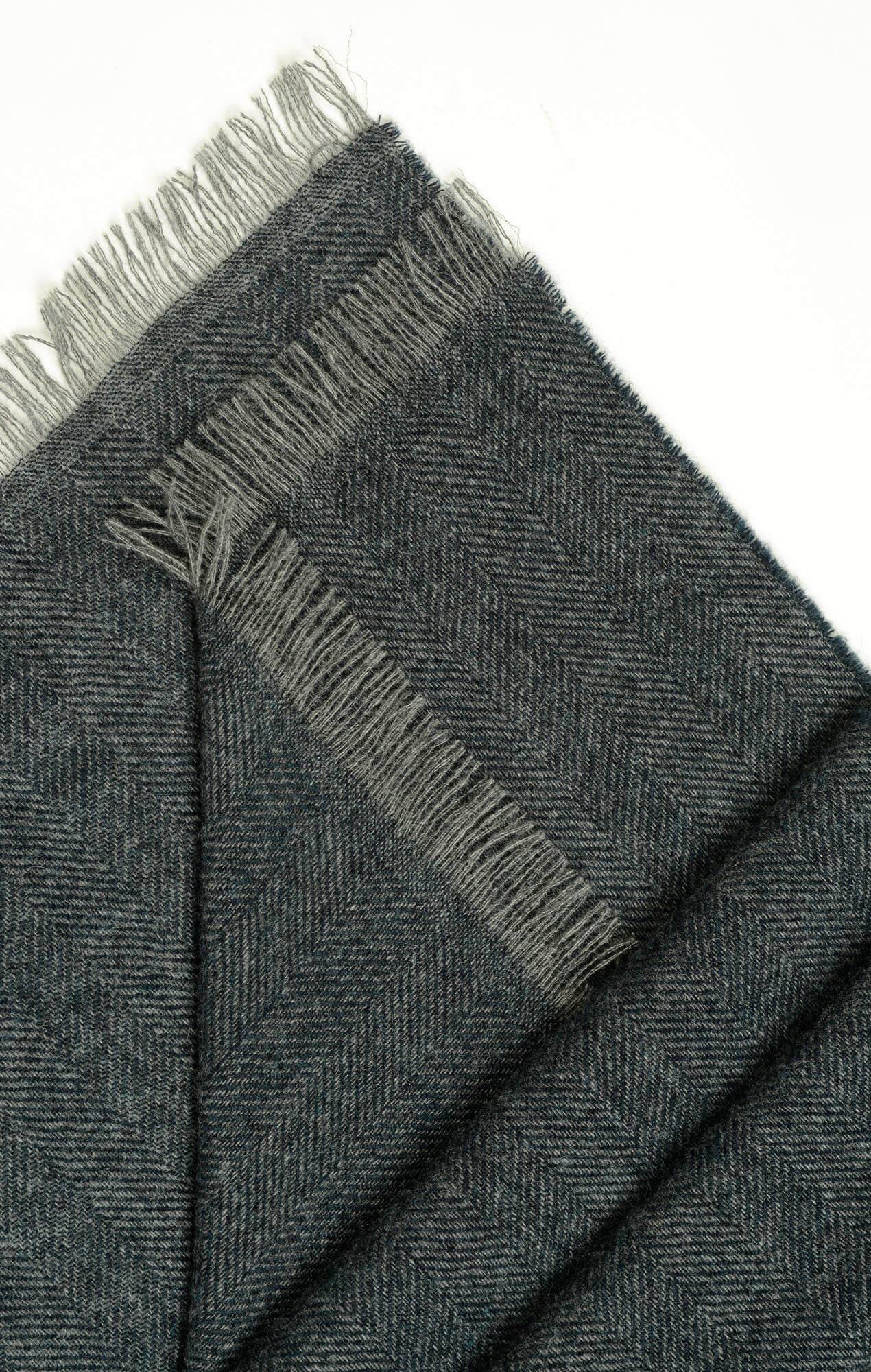 100% cashmere scarf - Navy herringbone