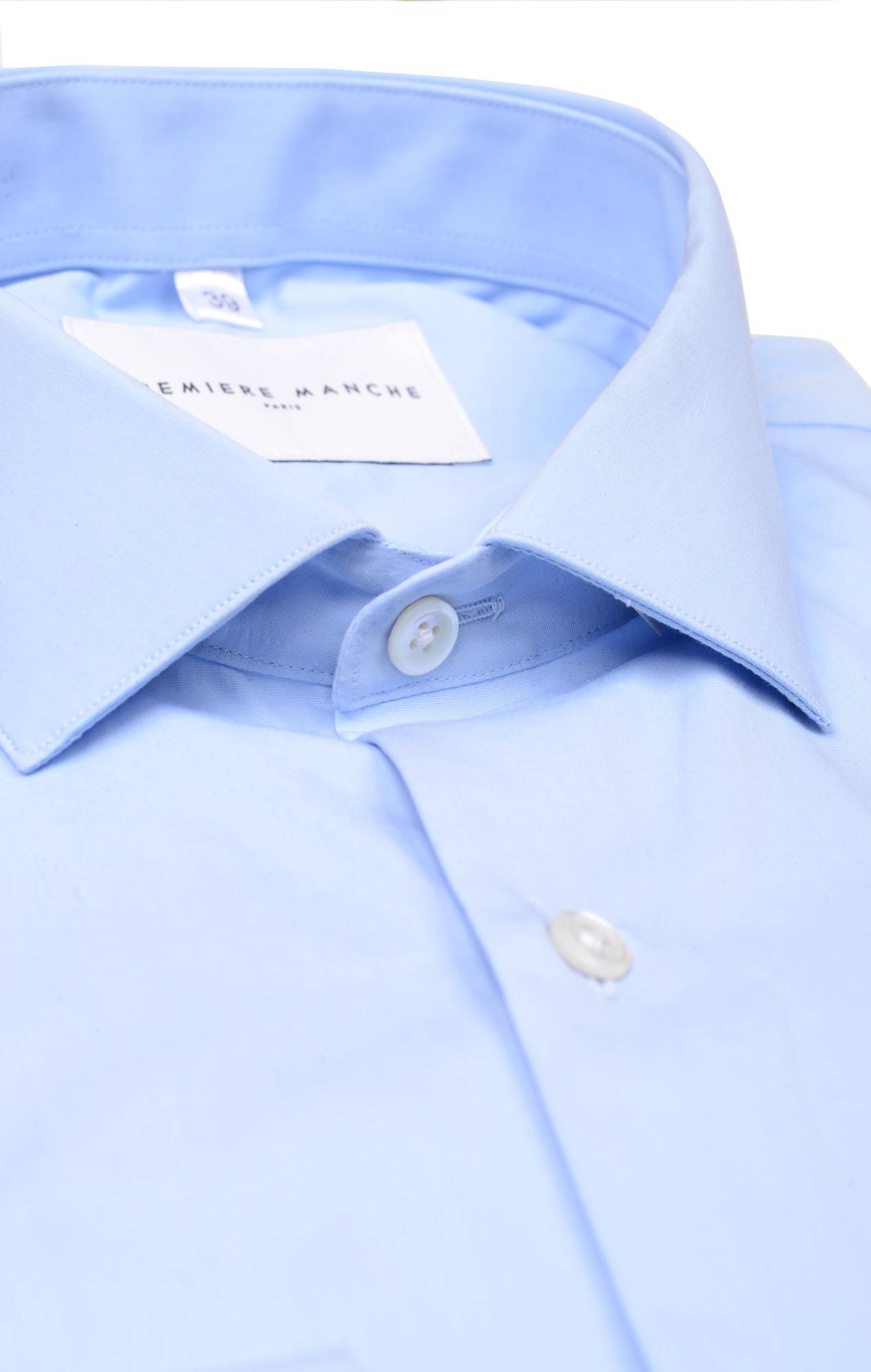 Blue poplin shirt collar